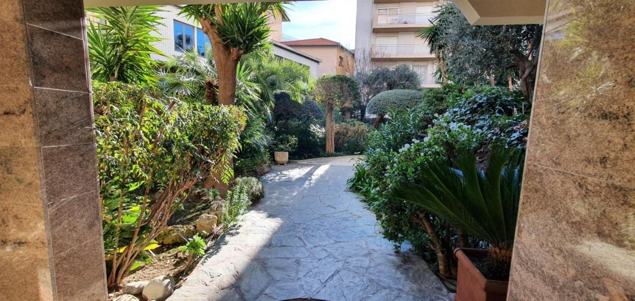 Bel Appartement Plein Centre Nice Luaran gambar